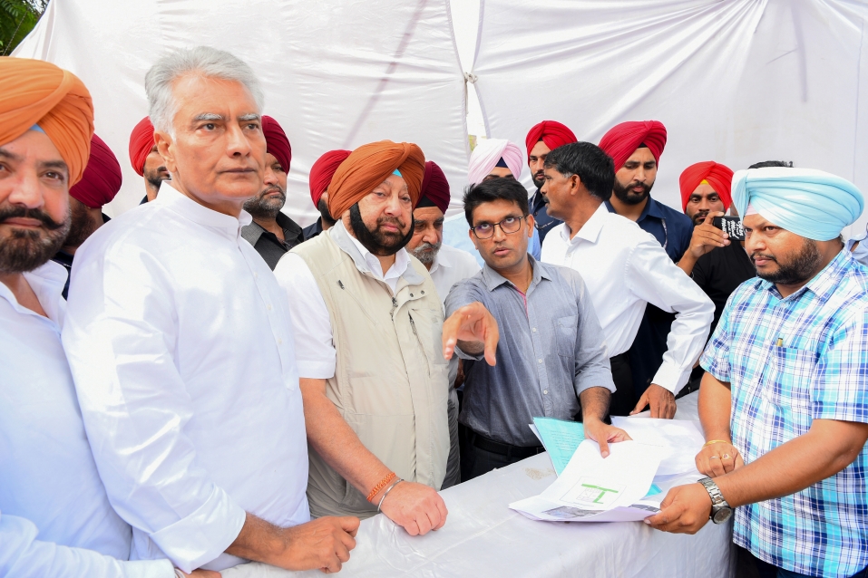 कैप्टन अमरिन्दर सिंह द्वारा राज्य के घनी आबादी वाले इलाकों में पटाखे बनाने वाली ग़ैर-कानूनी ईकाइयों के खि़लाफ़ कार्यवाही के आदेश